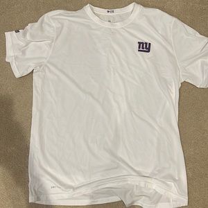 XL New York Giants Nike team issued White short sleeve T- shirt